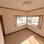 1F洋室 壁紙全面張替え済(内装)